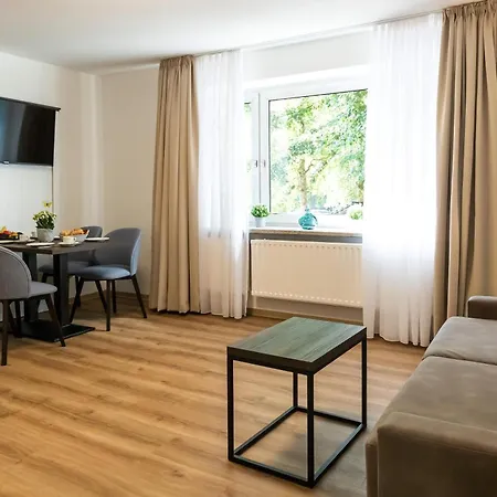 Am Haus 2 1 Apartment 4*